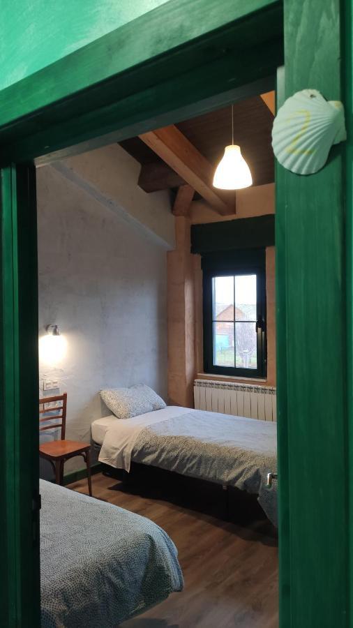 Albergue De Peregrinos Casa Flor Murias de Rechivaldo Luaran gambar
